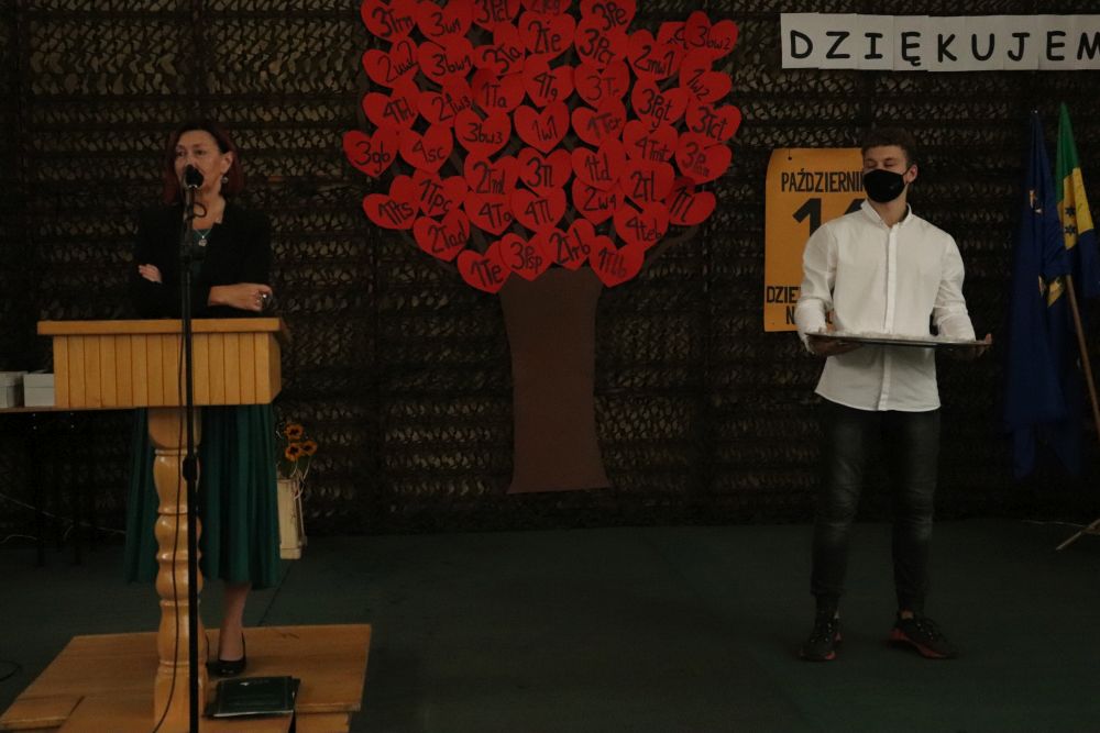 DEN_2021_41